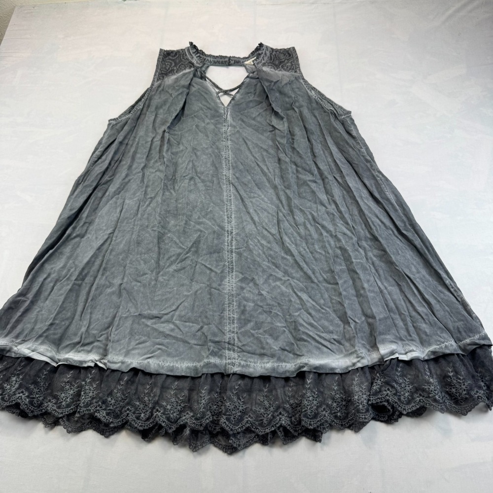 Umgee Tunic Top Womens S Gray Sleeveless Scalloped Lace Hem Cutout Back Bohemian